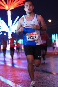 BIB: 20221
                            <button type="button" onclick="openModal(17620623)" class="btn btn-primary btn-sm float-right btn-popup" data-toggle="modal" data-target=".modal-high-quality">
                        <i class="fas fa-shopping-cart"></i> Add to Cart
                    </button>
                                            <button type="button" onclick="isThisMe(17620623, true)" class="btn btn-success btn-sm float-right btn-popup btn-isme hidden" data-toggle="tooltip" data-placement="bottom" title="นี่คือรูปของคุณใช่ไหม คลิกที่นี่เพื่อเอาเข้าอัลบั้ม">
                        <i class="fas fa-plus"></i> Add to album
                    </button>
                    <button type="button" onclick="isThisMe(17620623, false)" class="btn btn-warning btn-sm float-right btn-popup btn-isnotme hidden">
                        <i class="fas fa-ban"></i> Remove from album
                    </button>