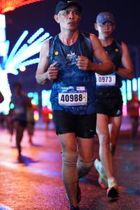 BIB: 0973, 40988
                            <button type="button" onclick="openModal(17631538)" class="btn btn-primary btn-sm float-right btn-popup" data-toggle="modal" data-target=".modal-high-quality">
                        <i class="fas fa-shopping-cart"></i> Add to Cart
                    </button>
                                            <button type="button" onclick="isThisMe(17631538, true)" class="btn btn-success btn-sm float-right btn-popup btn-isme hidden" data-toggle="tooltip" data-placement="bottom" title="นี่คือรูปของคุณใช่ไหม คลิกที่นี่เพื่อเอาเข้าอัลบั้ม">
                        <i class="fas fa-plus"></i> Add to album
                    </button>
                    <button type="button" onclick="isThisMe(17631538, false)" class="btn btn-warning btn-sm float-right btn-popup btn-isnotme hidden">
                        <i class="fas fa-ban"></i> Remove from album
                    </button>