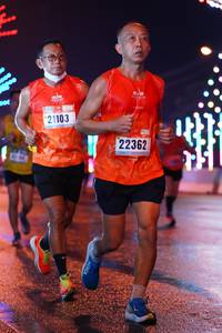 BIB: 21103, 22362
                            <button type="button" onclick="openModal(17636384)" class="btn btn-primary btn-sm float-right btn-popup" data-toggle="modal" data-target=".modal-high-quality">
                        <i class="fas fa-shopping-cart"></i> Add to Cart
                    </button>
                                            <button type="button" onclick="isThisMe(17636384, true)" class="btn btn-success btn-sm float-right btn-popup btn-isme hidden" data-toggle="tooltip" data-placement="bottom" title="นี่คือรูปของคุณใช่ไหม คลิกที่นี่เพื่อเอาเข้าอัลบั้ม">
                        <i class="fas fa-plus"></i> Add to album
                    </button>
                    <button type="button" onclick="isThisMe(17636384, false)" class="btn btn-warning btn-sm float-right btn-popup btn-isnotme hidden">
                        <i class="fas fa-ban"></i> Remove from album
                    </button>