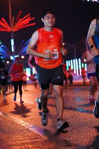 BIB: 402
                            <button type="button" onclick="openModal(17640916)" class="btn btn-primary btn-sm float-right btn-popup" data-toggle="modal" data-target=".modal-high-quality">
                        <i class="fas fa-shopping-cart"></i> Add to Cart
                    </button>
                                            <button type="button" onclick="isThisMe(17640916, true)" class="btn btn-success btn-sm float-right btn-popup btn-isme hidden" data-toggle="tooltip" data-placement="bottom" title="นี่คือรูปของคุณใช่ไหม คลิกที่นี่เพื่อเอาเข้าอัลบั้ม">
                        <i class="fas fa-plus"></i> Add to album
                    </button>
                    <button type="button" onclick="isThisMe(17640916, false)" class="btn btn-warning btn-sm float-right btn-popup btn-isnotme hidden">
                        <i class="fas fa-ban"></i> Remove from album
                    </button>