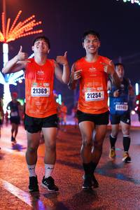 BIB: 21369, 40565
                            <button type="button" onclick="openModal(17675072)" class="btn btn-primary btn-sm float-right btn-popup" data-toggle="modal" data-target=".modal-high-quality">
                        <i class="fas fa-shopping-cart"></i> Add to Cart
                    </button>
                                            <button type="button" onclick="isThisMe(17675072, true)" class="btn btn-success btn-sm float-right btn-popup btn-isme hidden" data-toggle="tooltip" data-placement="bottom" title="นี่คือรูปของคุณใช่ไหม คลิกที่นี่เพื่อเอาเข้าอัลบั้ม">
                        <i class="fas fa-plus"></i> Add to album
                    </button>
                    <button type="button" onclick="isThisMe(17675072, false)" class="btn btn-warning btn-sm float-right btn-popup btn-isnotme hidden">
                        <i class="fas fa-ban"></i> Remove from album
                    </button>