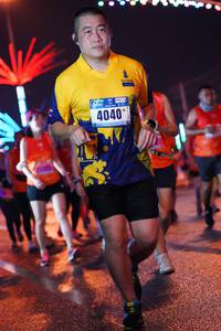 BIB: 4040
                            <button type="button" onclick="openModal(17682937)" class="btn btn-primary btn-sm float-right btn-popup" data-toggle="modal" data-target=".modal-high-quality">
                        <i class="fas fa-shopping-cart"></i> Add to Cart
                    </button>
                                            <button type="button" onclick="isThisMe(17682937, true)" class="btn btn-success btn-sm float-right btn-popup btn-isme hidden" data-toggle="tooltip" data-placement="bottom" title="นี่คือรูปของคุณใช่ไหม คลิกที่นี่เพื่อเอาเข้าอัลบั้ม">
                        <i class="fas fa-plus"></i> Add to album
                    </button>
                    <button type="button" onclick="isThisMe(17682937, false)" class="btn btn-warning btn-sm float-right btn-popup btn-isnotme hidden">
                        <i class="fas fa-ban"></i> Remove from album
                    </button>