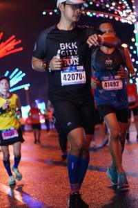 BIB: 42070, 41492, 44137
                            <button type="button" onclick="openModal(17679083)" class="btn btn-primary btn-sm float-right btn-popup" data-toggle="modal" data-target=".modal-high-quality">
                        <i class="fas fa-shopping-cart"></i> Add to Cart
                    </button>
                                            <button type="button" onclick="isThisMe(17679083, true)" class="btn btn-success btn-sm float-right btn-popup btn-isme hidden" data-toggle="tooltip" data-placement="bottom" title="นี่คือรูปของคุณใช่ไหม คลิกที่นี่เพื่อเอาเข้าอัลบั้ม">
                        <i class="fas fa-plus"></i> Add to album
                    </button>
                    <button type="button" onclick="isThisMe(17679083, false)" class="btn btn-warning btn-sm float-right btn-popup btn-isnotme hidden">
                        <i class="fas fa-ban"></i> Remove from album
                    </button>