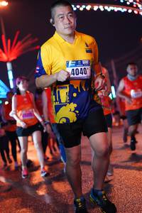 BIB: 4040
                            <button type="button" onclick="openModal(17682948)" class="btn btn-primary btn-sm float-right btn-popup" data-toggle="modal" data-target=".modal-high-quality">
                        <i class="fas fa-shopping-cart"></i> Add to Cart
                    </button>
                                            <button type="button" onclick="isThisMe(17682948, true)" class="btn btn-success btn-sm float-right btn-popup btn-isme hidden" data-toggle="tooltip" data-placement="bottom" title="นี่คือรูปของคุณใช่ไหม คลิกที่นี่เพื่อเอาเข้าอัลบั้ม">
                        <i class="fas fa-plus"></i> Add to album
                    </button>
                    <button type="button" onclick="isThisMe(17682948, false)" class="btn btn-warning btn-sm float-right btn-popup btn-isnotme hidden">
                        <i class="fas fa-ban"></i> Remove from album
                    </button>