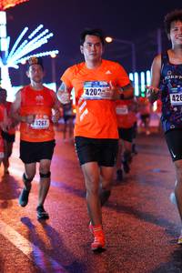 BIB: 4202, 428, 24267
                            <button type="button" onclick="openModal(17674619)" class="btn btn-primary btn-sm float-right btn-popup" data-toggle="modal" data-target=".modal-high-quality">
                        <i class="fas fa-shopping-cart"></i> Add to Cart
                    </button>
                                            <button type="button" onclick="isThisMe(17674619, true)" class="btn btn-success btn-sm float-right btn-popup btn-isme hidden" data-toggle="tooltip" data-placement="bottom" title="นี่คือรูปของคุณใช่ไหม คลิกที่นี่เพื่อเอาเข้าอัลบั้ม">
                        <i class="fas fa-plus"></i> Add to album
                    </button>
                    <button type="button" onclick="isThisMe(17674619, false)" class="btn btn-warning btn-sm float-right btn-popup btn-isnotme hidden">
                        <i class="fas fa-ban"></i> Remove from album
                    </button>