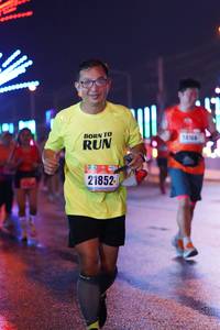 BIB: 24164, 21852
                            <button type="button" onclick="openModal(17674418)" class="btn btn-primary btn-sm float-right btn-popup" data-toggle="modal" data-target=".modal-high-quality">
                        <i class="fas fa-shopping-cart"></i> Add to Cart
                    </button>
                                            <button type="button" onclick="isThisMe(17674418, true)" class="btn btn-success btn-sm float-right btn-popup btn-isme hidden" data-toggle="tooltip" data-placement="bottom" title="นี่คือรูปของคุณใช่ไหม คลิกที่นี่เพื่อเอาเข้าอัลบั้ม">
                        <i class="fas fa-plus"></i> Add to album
                    </button>
                    <button type="button" onclick="isThisMe(17674418, false)" class="btn btn-warning btn-sm float-right btn-popup btn-isnotme hidden">
                        <i class="fas fa-ban"></i> Remove from album
                    </button>