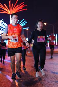 BIB: 000, 22123, 92226
                            <button type="button" onclick="openModal(17692932)" class="btn btn-primary btn-sm float-right btn-popup" data-toggle="modal" data-target=".modal-high-quality">
                        <i class="fas fa-shopping-cart"></i> Add to Cart
                    </button>
                                            <button type="button" onclick="isThisMe(17692932, true)" class="btn btn-success btn-sm float-right btn-popup btn-isme hidden" data-toggle="tooltip" data-placement="bottom" title="นี่คือรูปของคุณใช่ไหม คลิกที่นี่เพื่อเอาเข้าอัลบั้ม">
                        <i class="fas fa-plus"></i> Add to album
                    </button>
                    <button type="button" onclick="isThisMe(17692932, false)" class="btn btn-warning btn-sm float-right btn-popup btn-isnotme hidden">
                        <i class="fas fa-ban"></i> Remove from album
                    </button>