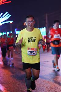 BIB: 244, 21852
                            <button type="button" onclick="openModal(17674419)" class="btn btn-primary btn-sm float-right btn-popup" data-toggle="modal" data-target=".modal-high-quality">
                        <i class="fas fa-shopping-cart"></i> Add to Cart
                    </button>
                                            <button type="button" onclick="isThisMe(17674419, true)" class="btn btn-success btn-sm float-right btn-popup btn-isme hidden" data-toggle="tooltip" data-placement="bottom" title="นี่คือรูปของคุณใช่ไหม คลิกที่นี่เพื่อเอาเข้าอัลบั้ม">
                        <i class="fas fa-plus"></i> Add to album
                    </button>
                    <button type="button" onclick="isThisMe(17674419, false)" class="btn btn-warning btn-sm float-right btn-popup btn-isnotme hidden">
                        <i class="fas fa-ban"></i> Remove from album
                    </button>