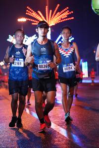 BIB: 42169, 40363, 40194
                            <button type="button" onclick="openModal(17675371)" class="btn btn-primary btn-sm float-right btn-popup" data-toggle="modal" data-target=".modal-high-quality">
                        <i class="fas fa-shopping-cart"></i> Add to Cart
                    </button>
                                            <button type="button" onclick="isThisMe(17675371, true)" class="btn btn-success btn-sm float-right btn-popup btn-isme hidden" data-toggle="tooltip" data-placement="bottom" title="นี่คือรูปของคุณใช่ไหม คลิกที่นี่เพื่อเอาเข้าอัลบั้ม">
                        <i class="fas fa-plus"></i> Add to album
                    </button>
                    <button type="button" onclick="isThisMe(17675371, false)" class="btn btn-warning btn-sm float-right btn-popup btn-isnotme hidden">
                        <i class="fas fa-ban"></i> Remove from album
                    </button>