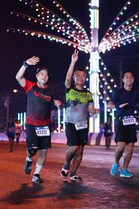 BIB: 41462, 42932, 42212
                            <button type="button" onclick="openModal(17726545)" class="btn btn-primary btn-sm float-right btn-popup" data-toggle="modal" data-target=".modal-high-quality">
                        <i class="fas fa-shopping-cart"></i> Add to Cart
                    </button>
                                            <button type="button" onclick="isThisMe(17726545, true)" class="btn btn-success btn-sm float-right btn-popup btn-isme hidden" data-toggle="tooltip" data-placement="bottom" title="นี่คือรูปของคุณใช่ไหม คลิกที่นี่เพื่อเอาเข้าอัลบั้ม">
                        <i class="fas fa-plus"></i> Add to album
                    </button>
                    <button type="button" onclick="isThisMe(17726545, false)" class="btn btn-warning btn-sm float-right btn-popup btn-isnotme hidden">
                        <i class="fas fa-ban"></i> Remove from album
                    </button>