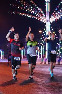 BIB: 42332, 41462, 42212
                            <button type="button" onclick="openModal(17726492)" class="btn btn-primary btn-sm float-right btn-popup" data-toggle="modal" data-target=".modal-high-quality">
                        <i class="fas fa-shopping-cart"></i> Add to Cart
                    </button>
                                            <button type="button" onclick="isThisMe(17726492, true)" class="btn btn-success btn-sm float-right btn-popup btn-isme hidden" data-toggle="tooltip" data-placement="bottom" title="นี่คือรูปของคุณใช่ไหม คลิกที่นี่เพื่อเอาเข้าอัลบั้ม">
                        <i class="fas fa-plus"></i> Add to album
                    </button>
                    <button type="button" onclick="isThisMe(17726492, false)" class="btn btn-warning btn-sm float-right btn-popup btn-isnotme hidden">
                        <i class="fas fa-ban"></i> Remove from album
                    </button>