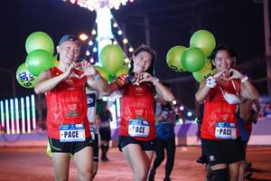 BIB: 630
                            <button type="button" onclick="openModal(17727955)" class="btn btn-primary btn-sm float-right btn-popup" data-toggle="modal" data-target=".modal-high-quality">
                        <i class="fas fa-shopping-cart"></i> Add to Cart
                    </button>
                                            <button type="button" onclick="isThisMe(17727955, true)" class="btn btn-success btn-sm float-right btn-popup btn-isme hidden" data-toggle="tooltip" data-placement="bottom" title="นี่คือรูปของคุณใช่ไหม คลิกที่นี่เพื่อเอาเข้าอัลบั้ม">
                        <i class="fas fa-plus"></i> Add to album
                    </button>
                    <button type="button" onclick="isThisMe(17727955, false)" class="btn btn-warning btn-sm float-right btn-popup btn-isnotme hidden">
                        <i class="fas fa-ban"></i> Remove from album
                    </button>