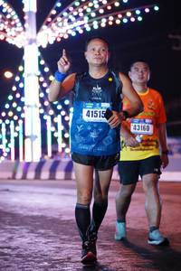 BIB: 41515, 43160
                            <button type="button" onclick="openModal(17726220)" class="btn btn-primary btn-sm float-right btn-popup" data-toggle="modal" data-target=".modal-high-quality">
                        <i class="fas fa-shopping-cart"></i> Add to Cart
                    </button>
                                            <button type="button" onclick="isThisMe(17726220, true)" class="btn btn-success btn-sm float-right btn-popup btn-isme hidden" data-toggle="tooltip" data-placement="bottom" title="นี่คือรูปของคุณใช่ไหม คลิกที่นี่เพื่อเอาเข้าอัลบั้ม">
                        <i class="fas fa-plus"></i> Add to album
                    </button>
                    <button type="button" onclick="isThisMe(17726220, false)" class="btn btn-warning btn-sm float-right btn-popup btn-isnotme hidden">
                        <i class="fas fa-ban"></i> Remove from album
                    </button>