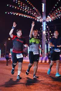 BIB: 4146, 12932, 12212
                            <button type="button" onclick="openModal(17726518)" class="btn btn-primary btn-sm float-right btn-popup" data-toggle="modal" data-target=".modal-high-quality">
                        <i class="fas fa-shopping-cart"></i> Add to Cart
                    </button>
                                            <button type="button" onclick="isThisMe(17726518, true)" class="btn btn-success btn-sm float-right btn-popup btn-isme hidden" data-toggle="tooltip" data-placement="bottom" title="นี่คือรูปของคุณใช่ไหม คลิกที่นี่เพื่อเอาเข้าอัลบั้ม">
                        <i class="fas fa-plus"></i> Add to album
                    </button>
                    <button type="button" onclick="isThisMe(17726518, false)" class="btn btn-warning btn-sm float-right btn-popup btn-isnotme hidden">
                        <i class="fas fa-ban"></i> Remove from album
                    </button>