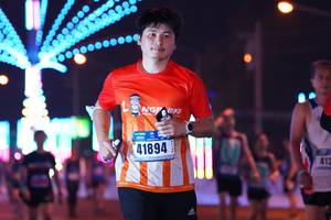 BIB: 41894, 412
                            <button type="button" onclick="openModal(17727269)" class="btn btn-primary btn-sm float-right btn-popup" data-toggle="modal" data-target=".modal-high-quality">
                        <i class="fas fa-shopping-cart"></i> Add to Cart
                    </button>
                                            <button type="button" onclick="isThisMe(17727269, true)" class="btn btn-success btn-sm float-right btn-popup btn-isme hidden" data-toggle="tooltip" data-placement="bottom" title="นี่คือรูปของคุณใช่ไหม คลิกที่นี่เพื่อเอาเข้าอัลบั้ม">
                        <i class="fas fa-plus"></i> Add to album
                    </button>
                    <button type="button" onclick="isThisMe(17727269, false)" class="btn btn-warning btn-sm float-right btn-popup btn-isnotme hidden">
                        <i class="fas fa-ban"></i> Remove from album
                    </button>