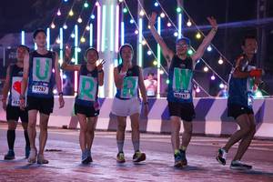 BIB: 40397, 0267, 403
                            <button type="button" onclick="openModal(17727275)" class="btn btn-primary btn-sm float-right btn-popup" data-toggle="modal" data-target=".modal-high-quality">
                        <i class="fas fa-shopping-cart"></i> Add to Cart
                    </button>
                                            <button type="button" onclick="isThisMe(17727275, true)" class="btn btn-success btn-sm float-right btn-popup btn-isme hidden" data-toggle="tooltip" data-placement="bottom" title="นี่คือรูปของคุณใช่ไหม คลิกที่นี่เพื่อเอาเข้าอัลบั้ม">
                        <i class="fas fa-plus"></i> Add to album
                    </button>
                    <button type="button" onclick="isThisMe(17727275, false)" class="btn btn-warning btn-sm float-right btn-popup btn-isnotme hidden">
                        <i class="fas fa-ban"></i> Remove from album
                    </button>