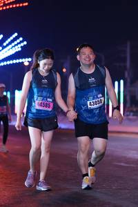 BIB: 44585, 43050
                            <button type="button" onclick="openModal(17728523)" class="btn btn-primary btn-sm float-right btn-popup" data-toggle="modal" data-target=".modal-high-quality">
                        <i class="fas fa-shopping-cart"></i> Add to Cart
                    </button>
                                            <button type="button" onclick="isThisMe(17728523, true)" class="btn btn-success btn-sm float-right btn-popup btn-isme hidden" data-toggle="tooltip" data-placement="bottom" title="นี่คือรูปของคุณใช่ไหม คลิกที่นี่เพื่อเอาเข้าอัลบั้ม">
                        <i class="fas fa-plus"></i> Add to album
                    </button>
                    <button type="button" onclick="isThisMe(17728523, false)" class="btn btn-warning btn-sm float-right btn-popup btn-isnotme hidden">
                        <i class="fas fa-ban"></i> Remove from album
                    </button>