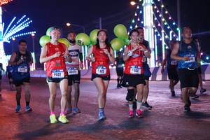 BIB: 1045, 43111, 40411
                            <button type="button" onclick="openModal(17727896)" class="btn btn-primary btn-sm float-right btn-popup" data-toggle="modal" data-target=".modal-high-quality">
                        <i class="fas fa-shopping-cart"></i> Add to Cart
                    </button>
                                            <button type="button" onclick="isThisMe(17727896, true)" class="btn btn-success btn-sm float-right btn-popup btn-isme hidden" data-toggle="tooltip" data-placement="bottom" title="นี่คือรูปของคุณใช่ไหม คลิกที่นี่เพื่อเอาเข้าอัลบั้ม">
                        <i class="fas fa-plus"></i> Add to album
                    </button>
                    <button type="button" onclick="isThisMe(17727896, false)" class="btn btn-warning btn-sm float-right btn-popup btn-isnotme hidden">
                        <i class="fas fa-ban"></i> Remove from album
                    </button>