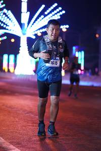 BIB: 1615
                            <button type="button" onclick="openModal(17728427)" class="btn btn-primary btn-sm float-right btn-popup" data-toggle="modal" data-target=".modal-high-quality">
                        <i class="fas fa-shopping-cart"></i> Add to Cart
                    </button>
                                            <button type="button" onclick="isThisMe(17728427, true)" class="btn btn-success btn-sm float-right btn-popup btn-isme hidden" data-toggle="tooltip" data-placement="bottom" title="นี่คือรูปของคุณใช่ไหม คลิกที่นี่เพื่อเอาเข้าอัลบั้ม">
                        <i class="fas fa-plus"></i> Add to album
                    </button>
                    <button type="button" onclick="isThisMe(17728427, false)" class="btn btn-warning btn-sm float-right btn-popup btn-isnotme hidden">
                        <i class="fas fa-ban"></i> Remove from album
                    </button>