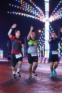 BIB: 42212, 41402, 42932
                            <button type="button" onclick="openModal(17726499)" class="btn btn-primary btn-sm float-right btn-popup" data-toggle="modal" data-target=".modal-high-quality">
                        <i class="fas fa-shopping-cart"></i> Add to Cart
                    </button>
                                            <button type="button" onclick="isThisMe(17726499, true)" class="btn btn-success btn-sm float-right btn-popup btn-isme hidden" data-toggle="tooltip" data-placement="bottom" title="นี่คือรูปของคุณใช่ไหม คลิกที่นี่เพื่อเอาเข้าอัลบั้ม">
                        <i class="fas fa-plus"></i> Add to album
                    </button>
                    <button type="button" onclick="isThisMe(17726499, false)" class="btn btn-warning btn-sm float-right btn-popup btn-isnotme hidden">
                        <i class="fas fa-ban"></i> Remove from album
                    </button>