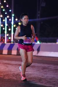 BIB: 4405
                            <button type="button" onclick="openModal(17726896)" class="btn btn-primary btn-sm float-right btn-popup" data-toggle="modal" data-target=".modal-high-quality">
                        <i class="fas fa-shopping-cart"></i> Add to Cart
                    </button>
                                            <button type="button" onclick="isThisMe(17726896, true)" class="btn btn-success btn-sm float-right btn-popup btn-isme hidden" data-toggle="tooltip" data-placement="bottom" title="นี่คือรูปของคุณใช่ไหม คลิกที่นี่เพื่อเอาเข้าอัลบั้ม">
                        <i class="fas fa-plus"></i> Add to album
                    </button>
                    <button type="button" onclick="isThisMe(17726896, false)" class="btn btn-warning btn-sm float-right btn-popup btn-isnotme hidden">
                        <i class="fas fa-ban"></i> Remove from album
                    </button>