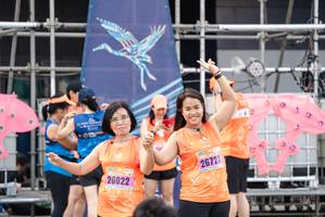 BIB: 26723, 26022
                            <button type="button" onclick="openModal(17915837)" class="btn btn-primary btn-sm float-right btn-popup" data-toggle="modal" data-target=".modal-high-quality">
                        <i class="fas fa-shopping-cart"></i> Add to Cart
                    </button>
                                            <button type="button" onclick="isThisMe(17915837, true)" class="btn btn-success btn-sm float-right btn-popup btn-isme hidden" data-toggle="tooltip" data-placement="bottom" title="นี่คือรูปของคุณใช่ไหม คลิกที่นี่เพื่อเอาเข้าอัลบั้ม">
                        <i class="fas fa-plus"></i> Add to album
                    </button>
                    <button type="button" onclick="isThisMe(17915837, false)" class="btn btn-warning btn-sm float-right btn-popup btn-isnotme hidden">
                        <i class="fas fa-ban"></i> Remove from album
                    </button>