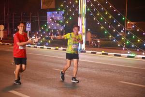 BIB: 43243
                            <button type="button" onclick="openModal(17121360)" class="btn btn-primary btn-sm float-right btn-popup" data-toggle="modal" data-target=".modal-high-quality">
                        <i class="fas fa-shopping-cart"></i> Add to Cart
                    </button>
                                            <button type="button" onclick="isThisMe(17121360, true)" class="btn btn-success btn-sm float-right btn-popup btn-isme hidden" data-toggle="tooltip" data-placement="bottom" title="นี่คือรูปของคุณใช่ไหม คลิกที่นี่เพื่อเอาเข้าอัลบั้ม">
                        <i class="fas fa-plus"></i> Add to album
                    </button>
                    <button type="button" onclick="isThisMe(17121360, false)" class="btn btn-warning btn-sm float-right btn-popup btn-isnotme hidden">
                        <i class="fas fa-ban"></i> Remove from album
                    </button>