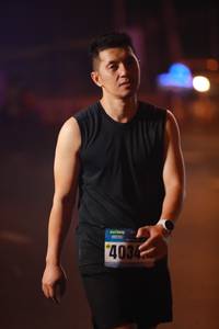 BIB: 4034
                            <button type="button" onclick="openModal(17181010)" class="btn btn-primary btn-sm float-right btn-popup" data-toggle="modal" data-target=".modal-high-quality">
                        <i class="fas fa-shopping-cart"></i> Add to Cart
                    </button>
                                            <button type="button" onclick="isThisMe(17181010, true)" class="btn btn-success btn-sm float-right btn-popup btn-isme hidden" data-toggle="tooltip" data-placement="bottom" title="นี่คือรูปของคุณใช่ไหม คลิกที่นี่เพื่อเอาเข้าอัลบั้ม">
                        <i class="fas fa-plus"></i> Add to album
                    </button>
                    <button type="button" onclick="isThisMe(17181010, false)" class="btn btn-warning btn-sm float-right btn-popup btn-isnotme hidden">
                        <i class="fas fa-ban"></i> Remove from album
                    </button>