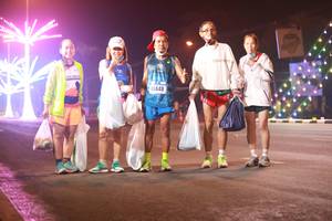 BIB: 40440
                            <button type="button" onclick="openModal(17098000)" class="btn btn-primary btn-sm float-right btn-popup" data-toggle="modal" data-target=".modal-high-quality">
                        <i class="fas fa-shopping-cart"></i> Add to Cart
                    </button>
                                            <button type="button" onclick="isThisMe(17098000, true)" class="btn btn-success btn-sm float-right btn-popup btn-isme hidden" data-toggle="tooltip" data-placement="bottom" title="นี่คือรูปของคุณใช่ไหม คลิกที่นี่เพื่อเอาเข้าอัลบั้ม">
                        <i class="fas fa-plus"></i> Add to album
                    </button>
                    <button type="button" onclick="isThisMe(17098000, false)" class="btn btn-warning btn-sm float-right btn-popup btn-isnotme hidden">
                        <i class="fas fa-ban"></i> Remove from album
                    </button>