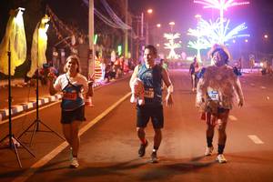 BIB: 1407, 4757
                            <button type="button" onclick="openModal(17174889)" class="btn btn-primary btn-sm float-right btn-popup" data-toggle="modal" data-target=".modal-high-quality">
                        <i class="fas fa-shopping-cart"></i> Add to Cart
                    </button>
                                            <button type="button" onclick="isThisMe(17174889, true)" class="btn btn-success btn-sm float-right btn-popup btn-isme hidden" data-toggle="tooltip" data-placement="bottom" title="นี่คือรูปของคุณใช่ไหม คลิกที่นี่เพื่อเอาเข้าอัลบั้ม">
                        <i class="fas fa-plus"></i> Add to album
                    </button>
                    <button type="button" onclick="isThisMe(17174889, false)" class="btn btn-warning btn-sm float-right btn-popup btn-isnotme hidden">
                        <i class="fas fa-ban"></i> Remove from album
                    </button>