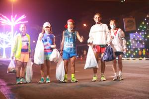 BIB: 3205, 40440
                            <button type="button" onclick="openModal(17097964)" class="btn btn-primary btn-sm float-right btn-popup" data-toggle="modal" data-target=".modal-high-quality">
                        <i class="fas fa-shopping-cart"></i> Add to Cart
                    </button>
                                            <button type="button" onclick="isThisMe(17097964, true)" class="btn btn-success btn-sm float-right btn-popup btn-isme hidden" data-toggle="tooltip" data-placement="bottom" title="นี่คือรูปของคุณใช่ไหม คลิกที่นี่เพื่อเอาเข้าอัลบั้ม">
                        <i class="fas fa-plus"></i> Add to album
                    </button>
                    <button type="button" onclick="isThisMe(17097964, false)" class="btn btn-warning btn-sm float-right btn-popup btn-isnotme hidden">
                        <i class="fas fa-ban"></i> Remove from album
                    </button>