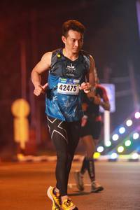 BIB: 42475
                            <button type="button" onclick="openModal(17108658)" class="btn btn-primary btn-sm float-right btn-popup" data-toggle="modal" data-target=".modal-high-quality">
                        <i class="fas fa-shopping-cart"></i> Add to Cart
                    </button>
                                            <button type="button" onclick="isThisMe(17108658, true)" class="btn btn-success btn-sm float-right btn-popup btn-isme hidden" data-toggle="tooltip" data-placement="bottom" title="นี่คือรูปของคุณใช่ไหม คลิกที่นี่เพื่อเอาเข้าอัลบั้ม">
                        <i class="fas fa-plus"></i> Add to album
                    </button>
                    <button type="button" onclick="isThisMe(17108658, false)" class="btn btn-warning btn-sm float-right btn-popup btn-isnotme hidden">
                        <i class="fas fa-ban"></i> Remove from album
                    </button>