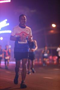 BIB: 40445
                            <button type="button" onclick="openModal(17106426)" class="btn btn-primary btn-sm float-right btn-popup" data-toggle="modal" data-target=".modal-high-quality">
                        <i class="fas fa-shopping-cart"></i> Add to Cart
                    </button>
                                            <button type="button" onclick="isThisMe(17106426, true)" class="btn btn-success btn-sm float-right btn-popup btn-isme hidden" data-toggle="tooltip" data-placement="bottom" title="นี่คือรูปของคุณใช่ไหม คลิกที่นี่เพื่อเอาเข้าอัลบั้ม">
                        <i class="fas fa-plus"></i> Add to album
                    </button>
                    <button type="button" onclick="isThisMe(17106426, false)" class="btn btn-warning btn-sm float-right btn-popup btn-isnotme hidden">
                        <i class="fas fa-ban"></i> Remove from album
                    </button>