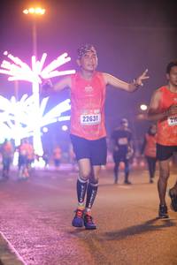 BIB: 22631, 210
                            <button type="button" onclick="openModal(17190807)" class="btn btn-primary btn-sm float-right btn-popup" data-toggle="modal" data-target=".modal-high-quality">
                        <i class="fas fa-shopping-cart"></i> Add to Cart
                    </button>
                                            <button type="button" onclick="isThisMe(17190807, true)" class="btn btn-success btn-sm float-right btn-popup btn-isme hidden" data-toggle="tooltip" data-placement="bottom" title="นี่คือรูปของคุณใช่ไหม คลิกที่นี่เพื่อเอาเข้าอัลบั้ม">
                        <i class="fas fa-plus"></i> Add to album
                    </button>
                    <button type="button" onclick="isThisMe(17190807, false)" class="btn btn-warning btn-sm float-right btn-popup btn-isnotme hidden">
                        <i class="fas fa-ban"></i> Remove from album
                    </button>