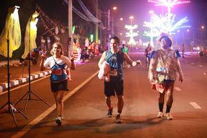 BIB: 44757, 0407
                            <button type="button" onclick="openModal(17174863)" class="btn btn-primary btn-sm float-right btn-popup" data-toggle="modal" data-target=".modal-high-quality">
                        <i class="fas fa-shopping-cart"></i> Add to Cart
                    </button>
                                            <button type="button" onclick="isThisMe(17174863, true)" class="btn btn-success btn-sm float-right btn-popup btn-isme hidden" data-toggle="tooltip" data-placement="bottom" title="นี่คือรูปของคุณใช่ไหม คลิกที่นี่เพื่อเอาเข้าอัลบั้ม">
                        <i class="fas fa-plus"></i> Add to album
                    </button>
                    <button type="button" onclick="isThisMe(17174863, false)" class="btn btn-warning btn-sm float-right btn-popup btn-isnotme hidden">
                        <i class="fas fa-ban"></i> Remove from album
                    </button>