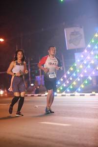 BIB: 4171
                            <button type="button" onclick="openModal(17100688)" class="btn btn-primary btn-sm float-right btn-popup" data-toggle="modal" data-target=".modal-high-quality">
                        <i class="fas fa-shopping-cart"></i> Add to Cart
                    </button>
                                            <button type="button" onclick="isThisMe(17100688, true)" class="btn btn-success btn-sm float-right btn-popup btn-isme hidden" data-toggle="tooltip" data-placement="bottom" title="นี่คือรูปของคุณใช่ไหม คลิกที่นี่เพื่อเอาเข้าอัลบั้ม">
                        <i class="fas fa-plus"></i> Add to album
                    </button>
                    <button type="button" onclick="isThisMe(17100688, false)" class="btn btn-warning btn-sm float-right btn-popup btn-isnotme hidden">
                        <i class="fas fa-ban"></i> Remove from album
                    </button>