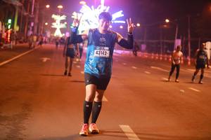 BIB: 43142
                            <button type="button" onclick="openModal(17139682)" class="btn btn-primary btn-sm float-right btn-popup" data-toggle="modal" data-target=".modal-high-quality">
                        <i class="fas fa-shopping-cart"></i> Add to Cart
                    </button>
                                            <button type="button" onclick="isThisMe(17139682, true)" class="btn btn-success btn-sm float-right btn-popup btn-isme hidden" data-toggle="tooltip" data-placement="bottom" title="นี่คือรูปของคุณใช่ไหม คลิกที่นี่เพื่อเอาเข้าอัลบั้ม">
                        <i class="fas fa-plus"></i> Add to album
                    </button>
                    <button type="button" onclick="isThisMe(17139682, false)" class="btn btn-warning btn-sm float-right btn-popup btn-isnotme hidden">
                        <i class="fas fa-ban"></i> Remove from album
                    </button>