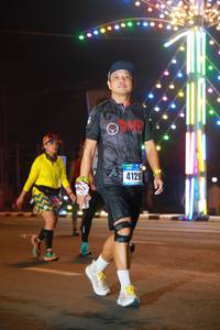 BIB: 4129
                            <button type="button" onclick="openModal(17053762)" class="btn btn-primary btn-sm float-right btn-popup" data-toggle="modal" data-target=".modal-high-quality">
                        <i class="fas fa-shopping-cart"></i> Add to Cart
                    </button>
                                            <button type="button" onclick="isThisMe(17053762, true)" class="btn btn-success btn-sm float-right btn-popup btn-isme hidden" data-toggle="tooltip" data-placement="bottom" title="นี่คือรูปของคุณใช่ไหม คลิกที่นี่เพื่อเอาเข้าอัลบั้ม">
                        <i class="fas fa-plus"></i> Add to album
                    </button>
                    <button type="button" onclick="isThisMe(17053762, false)" class="btn btn-warning btn-sm float-right btn-popup btn-isnotme hidden">
                        <i class="fas fa-ban"></i> Remove from album
                    </button>