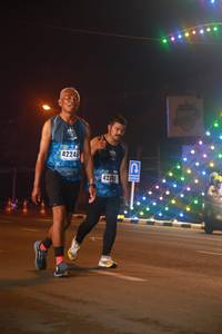 BIB: 4224, 42305
                            <button type="button" onclick="openModal(17058916)" class="btn btn-primary btn-sm float-right btn-popup" data-toggle="modal" data-target=".modal-high-quality">
                        <i class="fas fa-shopping-cart"></i> Add to Cart
                    </button>
                                            <button type="button" onclick="isThisMe(17058916, true)" class="btn btn-success btn-sm float-right btn-popup btn-isme hidden" data-toggle="tooltip" data-placement="bottom" title="นี่คือรูปของคุณใช่ไหม คลิกที่นี่เพื่อเอาเข้าอัลบั้ม">
                        <i class="fas fa-plus"></i> Add to album
                    </button>
                    <button type="button" onclick="isThisMe(17058916, false)" class="btn btn-warning btn-sm float-right btn-popup btn-isnotme hidden">
                        <i class="fas fa-ban"></i> Remove from album
                    </button>