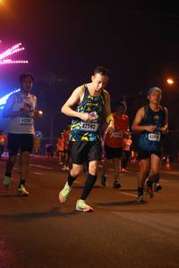 BIB: 42282, 42582, 4200
                            <button type="button" onclick="openModal(17040677)" class="btn btn-primary btn-sm float-right btn-popup" data-toggle="modal" data-target=".modal-high-quality">
                        <i class="fas fa-shopping-cart"></i> Add to Cart
                    </button>
                                            <button type="button" onclick="isThisMe(17040677, true)" class="btn btn-success btn-sm float-right btn-popup btn-isme hidden" data-toggle="tooltip" data-placement="bottom" title="นี่คือรูปของคุณใช่ไหม คลิกที่นี่เพื่อเอาเข้าอัลบั้ม">
                        <i class="fas fa-plus"></i> Add to album
                    </button>
                    <button type="button" onclick="isThisMe(17040677, false)" class="btn btn-warning btn-sm float-right btn-popup btn-isnotme hidden">
                        <i class="fas fa-ban"></i> Remove from album
                    </button>