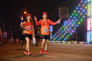 BIB: 26123, 21013
                            <button type="button" onclick="openModal(17054074)" class="btn btn-primary btn-sm float-right btn-popup" data-toggle="modal" data-target=".modal-high-quality">
                        <i class="fas fa-shopping-cart"></i> Add to Cart
                    </button>
                                            <button type="button" onclick="isThisMe(17054074, true)" class="btn btn-success btn-sm float-right btn-popup btn-isme hidden" data-toggle="tooltip" data-placement="bottom" title="นี่คือรูปของคุณใช่ไหม คลิกที่นี่เพื่อเอาเข้าอัลบั้ม">
                        <i class="fas fa-plus"></i> Add to album
                    </button>
                    <button type="button" onclick="isThisMe(17054074, false)" class="btn btn-warning btn-sm float-right btn-popup btn-isnotme hidden">
                        <i class="fas fa-ban"></i> Remove from album
                    </button>