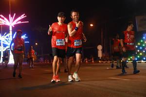 BIB: 40952, 41071
                            <button type="button" onclick="openModal(17042050)" class="btn btn-primary btn-sm float-right btn-popup" data-toggle="modal" data-target=".modal-high-quality">
                        <i class="fas fa-shopping-cart"></i> Add to Cart
                    </button>
                                            <button type="button" onclick="isThisMe(17042050, true)" class="btn btn-success btn-sm float-right btn-popup btn-isme hidden" data-toggle="tooltip" data-placement="bottom" title="นี่คือรูปของคุณใช่ไหม คลิกที่นี่เพื่อเอาเข้าอัลบั้ม">
                        <i class="fas fa-plus"></i> Add to album
                    </button>
                    <button type="button" onclick="isThisMe(17042050, false)" class="btn btn-warning btn-sm float-right btn-popup btn-isnotme hidden">
                        <i class="fas fa-ban"></i> Remove from album
                    </button>