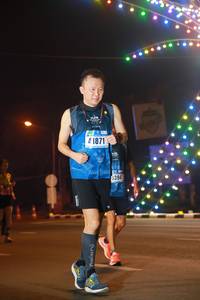 BIB: 41871, 0394
                            <button type="button" onclick="openModal(17057919)" class="btn btn-primary btn-sm float-right btn-popup" data-toggle="modal" data-target=".modal-high-quality">
                        <i class="fas fa-shopping-cart"></i> Add to Cart
                    </button>
                                            <button type="button" onclick="isThisMe(17057919, true)" class="btn btn-success btn-sm float-right btn-popup btn-isme hidden" data-toggle="tooltip" data-placement="bottom" title="นี่คือรูปของคุณใช่ไหม คลิกที่นี่เพื่อเอาเข้าอัลบั้ม">
                        <i class="fas fa-plus"></i> Add to album
                    </button>
                    <button type="button" onclick="isThisMe(17057919, false)" class="btn btn-warning btn-sm float-right btn-popup btn-isnotme hidden">
                        <i class="fas fa-ban"></i> Remove from album
                    </button>