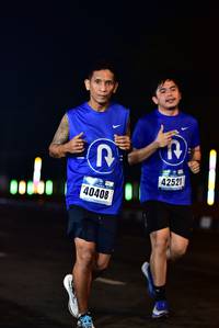 BIB: 42521, 40408
                            <button type="button" onclick="openModal(17762332)" class="btn btn-primary btn-sm float-right btn-popup" data-toggle="modal" data-target=".modal-high-quality">
                        <i class="fas fa-shopping-cart"></i> Add to Cart
                    </button>
                                            <button type="button" onclick="isThisMe(17762332, true)" class="btn btn-success btn-sm float-right btn-popup btn-isme hidden" data-toggle="tooltip" data-placement="bottom" title="นี่คือรูปของคุณใช่ไหม คลิกที่นี่เพื่อเอาเข้าอัลบั้ม">
                        <i class="fas fa-plus"></i> Add to album
                    </button>
                    <button type="button" onclick="isThisMe(17762332, false)" class="btn btn-warning btn-sm float-right btn-popup btn-isnotme hidden">
                        <i class="fas fa-ban"></i> Remove from album
                    </button>