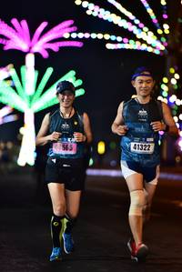 BIB: 565, 41322
                            <button type="button" onclick="openModal(17762323)" class="btn btn-primary btn-sm float-right btn-popup" data-toggle="modal" data-target=".modal-high-quality">
                        <i class="fas fa-shopping-cart"></i> Add to Cart
                    </button>
                                            <button type="button" onclick="isThisMe(17762323, true)" class="btn btn-success btn-sm float-right btn-popup btn-isme hidden" data-toggle="tooltip" data-placement="bottom" title="นี่คือรูปของคุณใช่ไหม คลิกที่นี่เพื่อเอาเข้าอัลบั้ม">
                        <i class="fas fa-plus"></i> Add to album
                    </button>
                    <button type="button" onclick="isThisMe(17762323, false)" class="btn btn-warning btn-sm float-right btn-popup btn-isnotme hidden">
                        <i class="fas fa-ban"></i> Remove from album
                    </button>