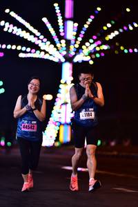 BIB: 41184, 44542
                            <button type="button" onclick="openModal(17767208)" class="btn btn-primary btn-sm float-right btn-popup" data-toggle="modal" data-target=".modal-high-quality">
                        <i class="fas fa-shopping-cart"></i> Add to Cart
                    </button>
                                            <button type="button" onclick="isThisMe(17767208, true)" class="btn btn-success btn-sm float-right btn-popup btn-isme hidden" data-toggle="tooltip" data-placement="bottom" title="นี่คือรูปของคุณใช่ไหม คลิกที่นี่เพื่อเอาเข้าอัลบั้ม">
                        <i class="fas fa-plus"></i> Add to album
                    </button>
                    <button type="button" onclick="isThisMe(17767208, false)" class="btn btn-warning btn-sm float-right btn-popup btn-isnotme hidden">
                        <i class="fas fa-ban"></i> Remove from album
                    </button>