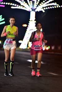 BIB: 44061
                            <button type="button" onclick="openModal(17770221)" class="btn btn-primary btn-sm float-right btn-popup" data-toggle="modal" data-target=".modal-high-quality">
                        <i class="fas fa-shopping-cart"></i> Add to Cart
                    </button>
                                            <button type="button" onclick="isThisMe(17770221, true)" class="btn btn-success btn-sm float-right btn-popup btn-isme hidden" data-toggle="tooltip" data-placement="bottom" title="นี่คือรูปของคุณใช่ไหม คลิกที่นี่เพื่อเอาเข้าอัลบั้ม">
                        <i class="fas fa-plus"></i> Add to album
                    </button>
                    <button type="button" onclick="isThisMe(17770221, false)" class="btn btn-warning btn-sm float-right btn-popup btn-isnotme hidden">
                        <i class="fas fa-ban"></i> Remove from album
                    </button>