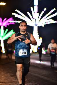 BIB: 298
                            <button type="button" onclick="openModal(17758098)" class="btn btn-primary btn-sm float-right btn-popup" data-toggle="modal" data-target=".modal-high-quality">
                        <i class="fas fa-shopping-cart"></i> Add to Cart
                    </button>
                                            <button type="button" onclick="isThisMe(17758098, true)" class="btn btn-success btn-sm float-right btn-popup btn-isme hidden" data-toggle="tooltip" data-placement="bottom" title="นี่คือรูปของคุณใช่ไหม คลิกที่นี่เพื่อเอาเข้าอัลบั้ม">
                        <i class="fas fa-plus"></i> Add to album
                    </button>
                    <button type="button" onclick="isThisMe(17758098, false)" class="btn btn-warning btn-sm float-right btn-popup btn-isnotme hidden">
                        <i class="fas fa-ban"></i> Remove from album
                    </button>