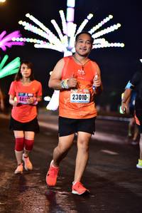 BIB: 441
                            <button type="button" onclick="openModal(17759532)" class="btn btn-primary btn-sm float-right btn-popup" data-toggle="modal" data-target=".modal-high-quality">
                        <i class="fas fa-shopping-cart"></i> Add to Cart
                    </button>
                                            <button type="button" onclick="isThisMe(17759532, true)" class="btn btn-success btn-sm float-right btn-popup btn-isme hidden" data-toggle="tooltip" data-placement="bottom" title="นี่คือรูปของคุณใช่ไหม คลิกที่นี่เพื่อเอาเข้าอัลบั้ม">
                        <i class="fas fa-plus"></i> Add to album
                    </button>
                    <button type="button" onclick="isThisMe(17759532, false)" class="btn btn-warning btn-sm float-right btn-popup btn-isnotme hidden">
                        <i class="fas fa-ban"></i> Remove from album
                    </button>