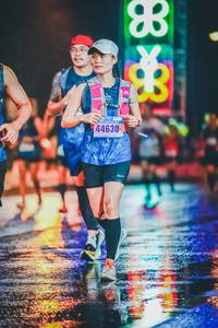 BIB: 8388
                            <button type="button" onclick="openModal(18069335)" class="btn btn-primary btn-sm float-right btn-popup" data-toggle="modal" data-target=".modal-high-quality">
                        <i class="fas fa-shopping-cart"></i> Add to Cart
                    </button>
                                            <button type="button" onclick="isThisMe(18069335, true)" class="btn btn-success btn-sm float-right btn-popup btn-isme hidden" data-toggle="tooltip" data-placement="bottom" title="นี่คือรูปของคุณใช่ไหม คลิกที่นี่เพื่อเอาเข้าอัลบั้ม">
                        <i class="fas fa-plus"></i> Add to album
                    </button>
                    <button type="button" onclick="isThisMe(18069335, false)" class="btn btn-warning btn-sm float-right btn-popup btn-isnotme hidden">
                        <i class="fas fa-ban"></i> Remove from album
                    </button>